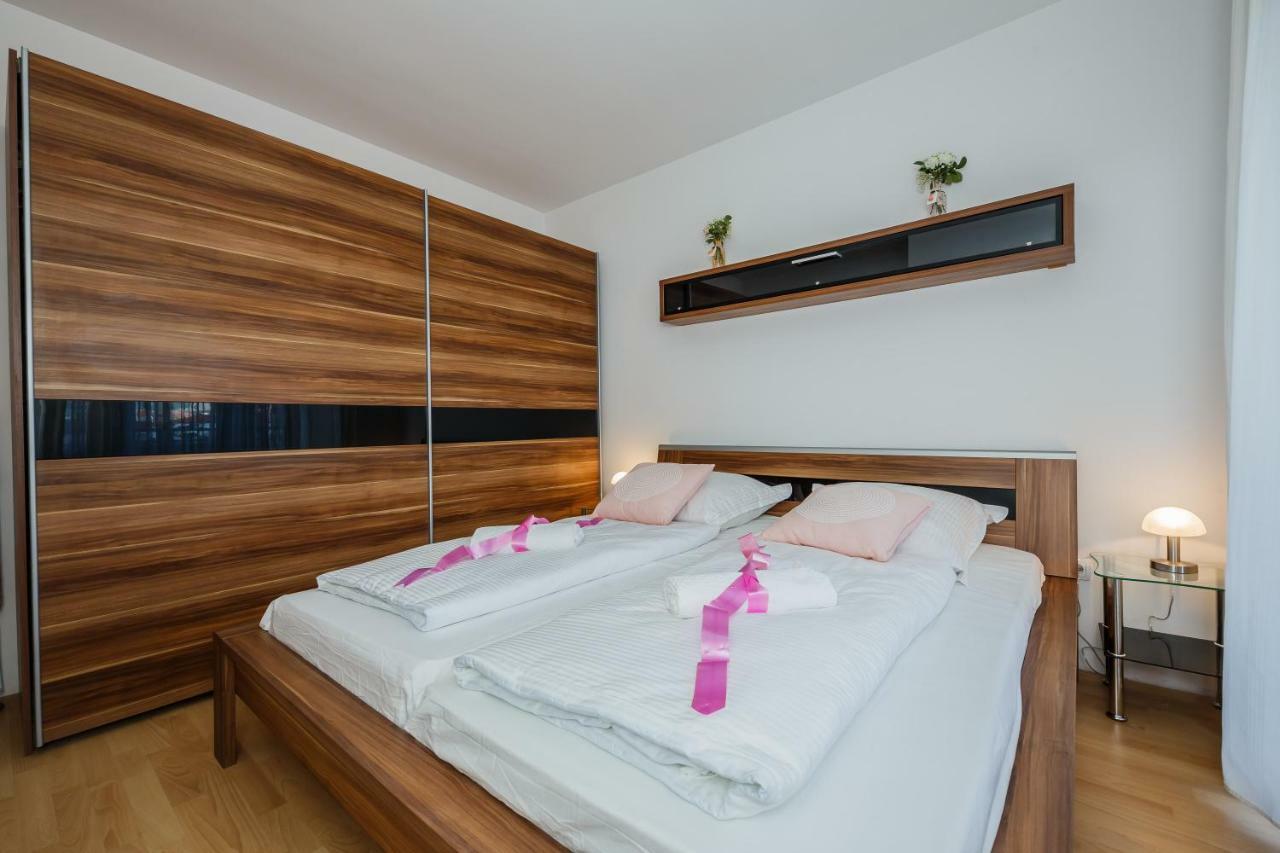 Apartman Lucija Kaštela Kültér fotó