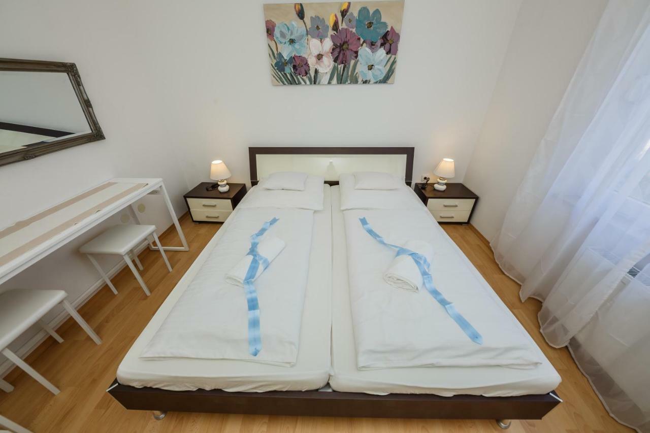Apartman Lucija Kaštela Kültér fotó
