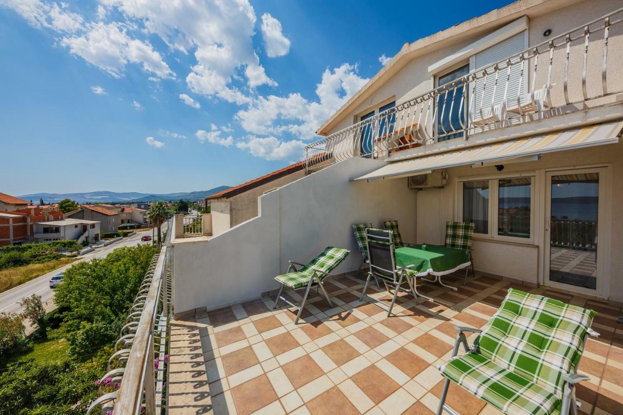 Apartman Lucija Kaštela Kültér fotó