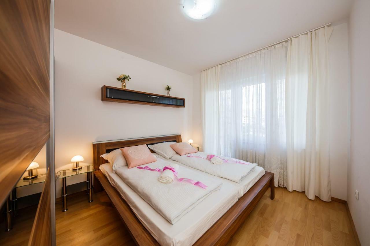 Apartman Lucija Kaštela Kültér fotó